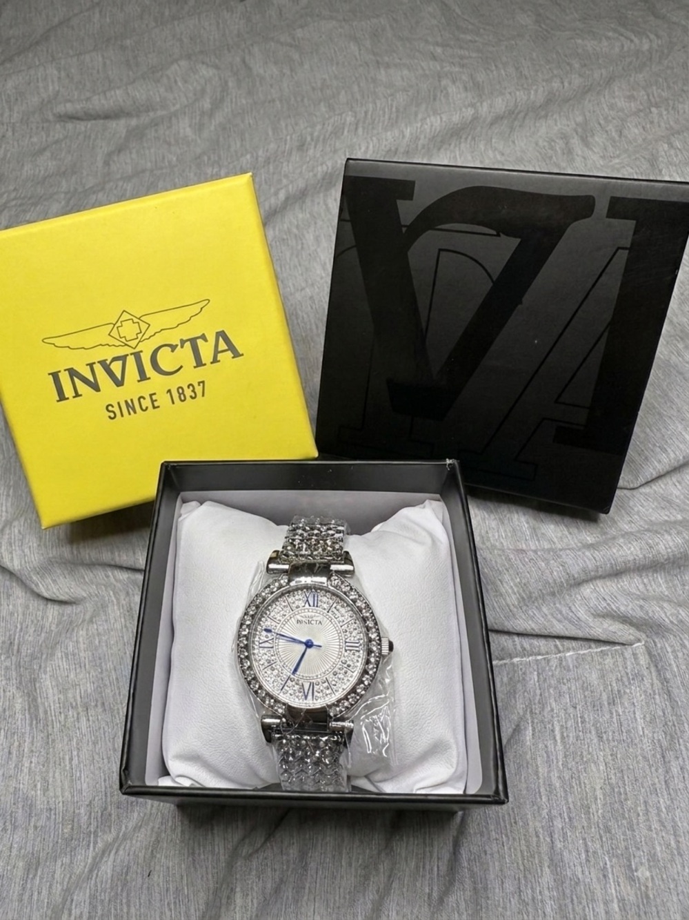 Invicta Celestial NWT Women's 70430 Silver Pavé Crystal Blue Numeral Watch w Box